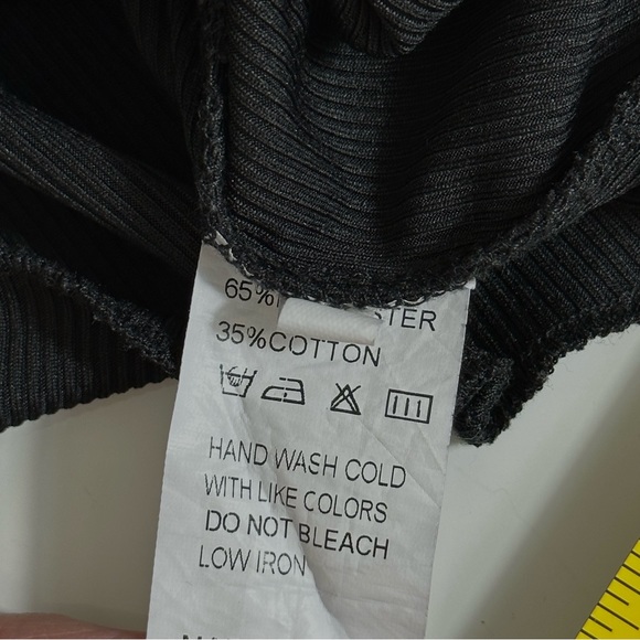 2 PC matching set SOLID BLACK MINI SKIRT and MATCHING TIE FRONT CROPPED TOP M - Picture 9 of 12